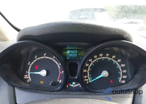 2015 Ford Fiesta S z USA, uszkodzony, nr VIN 3FADP4TJ3FM179753